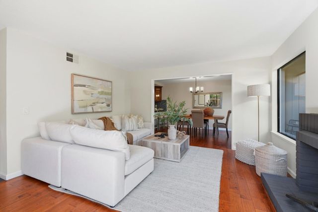 137 Union Avenue A, Campbell, CA 95008