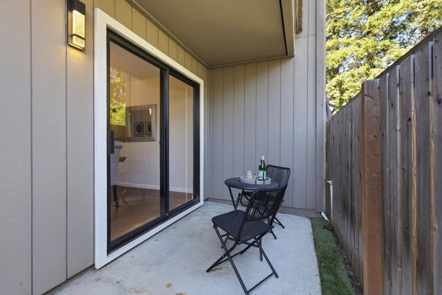 137 Union Avenue A, Campbell, CA 95008