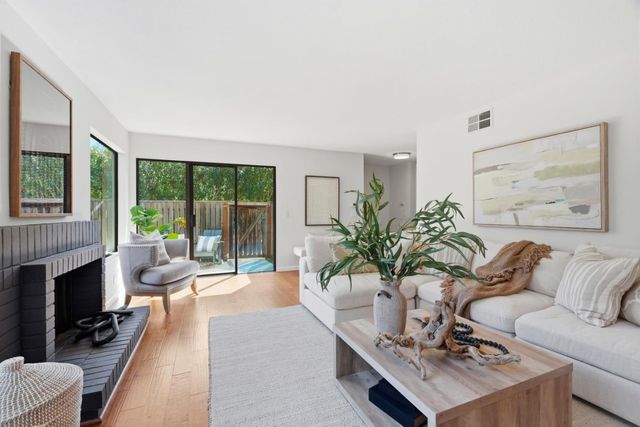 137 Union Avenue A, Campbell, CA 95008