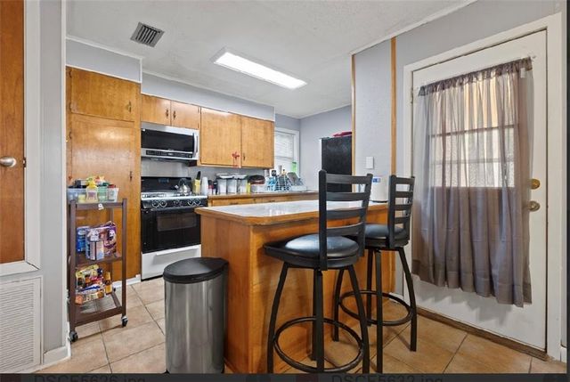 805 RAMPART Street, Alexandria, LA 71302