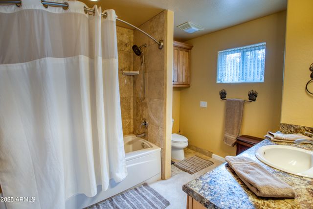 2745 S HIDDEN OAKS Drive, Show Low, AZ 85901