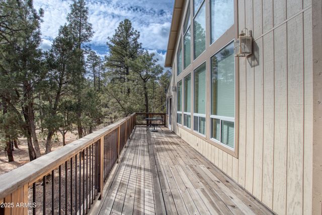 2745 S HIDDEN OAKS Drive, Show Low, AZ 85901