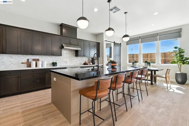 1591 Ponza Circle, Brentwood, CA 94513