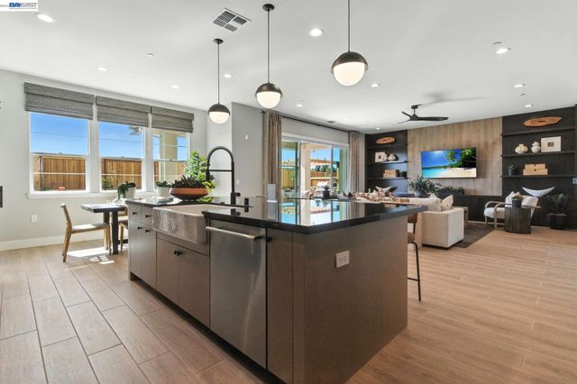 1591 Ponza Circle, Brentwood, CA 94513