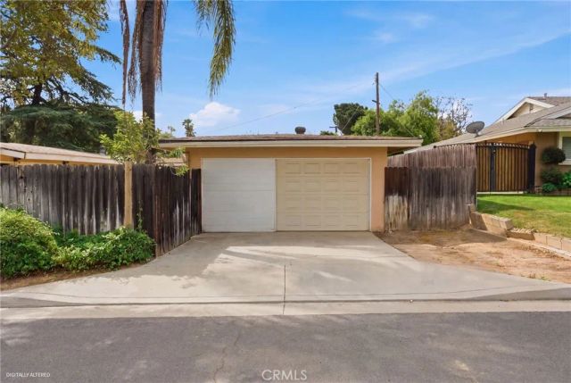 5230 Old Mill Road, Riverside, CA 92504