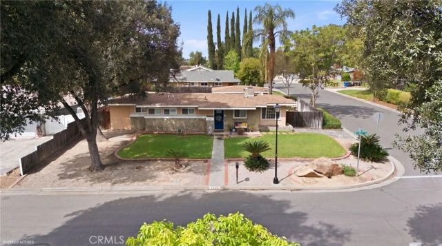 5230 Old Mill Road, Riverside, CA 92504