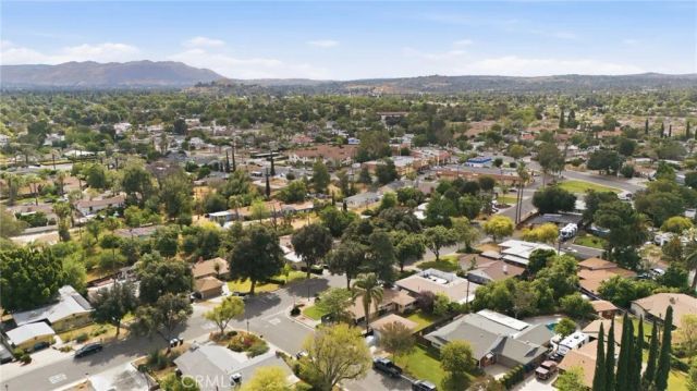 5230 Old Mill Road, Riverside, CA 92504