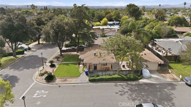 5230 Old Mill Road, Riverside, CA 92504