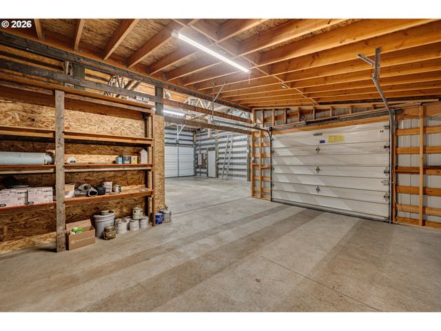 724 OSTRANDER Rd, Kelso, WA 98626