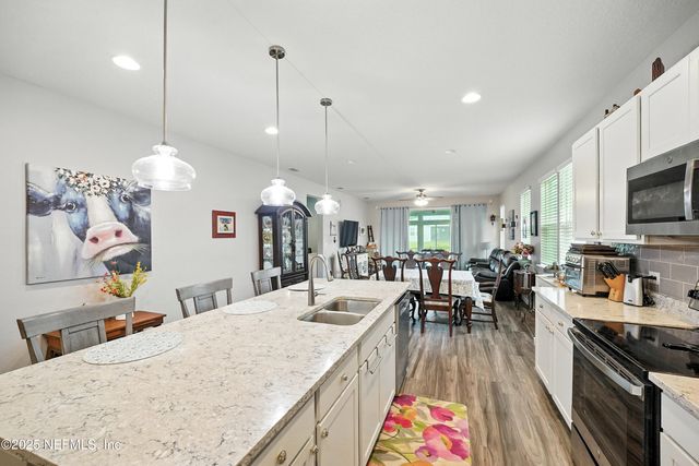12601 LAKE MADISON Lane, Jacksonville, FL 32218