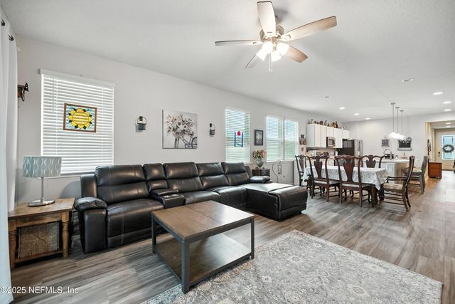 12601 LAKE MADISON Lane, Jacksonville, FL 32218