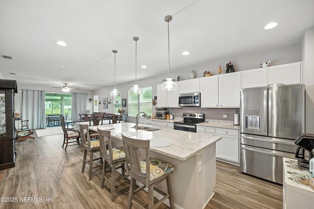 12601 LAKE MADISON Lane, Jacksonville, FL 32218