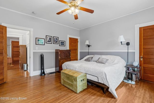 1840 Deer Park Ave, Louisville, KY 40205