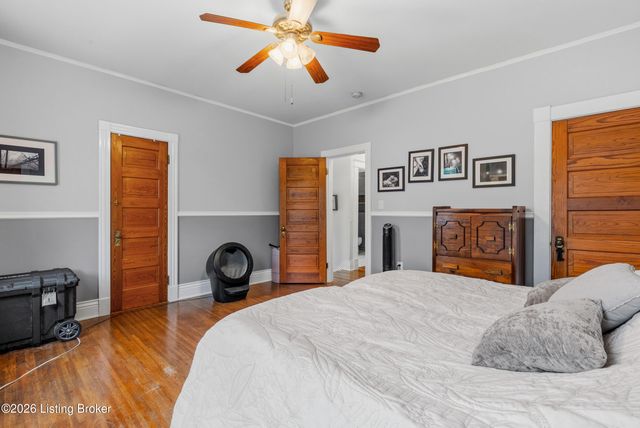 1840 Deer Park Ave, Louisville, KY 40205