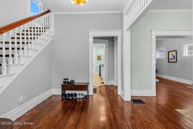 1840 Deer Park Ave, Louisville, KY 40205