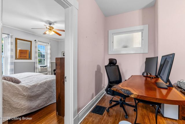 1840 Deer Park Ave, Louisville, KY 40205