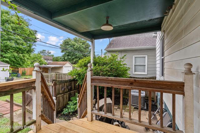 1840 Deer Park Ave, Louisville, KY 40205