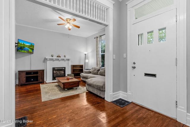 1840 Deer Park Ave, Louisville, KY 40205