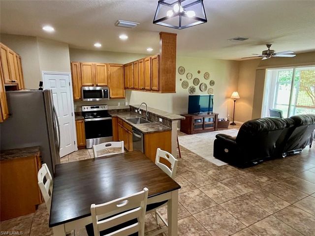 14122 Danpark LOOP, Fort Myers, FL 33912
