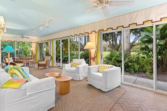 4596 Sanderling Circle W, Boynton Beach, FL 33436