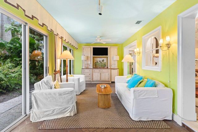 4596 Sanderling Circle W, Boynton Beach, FL 33436