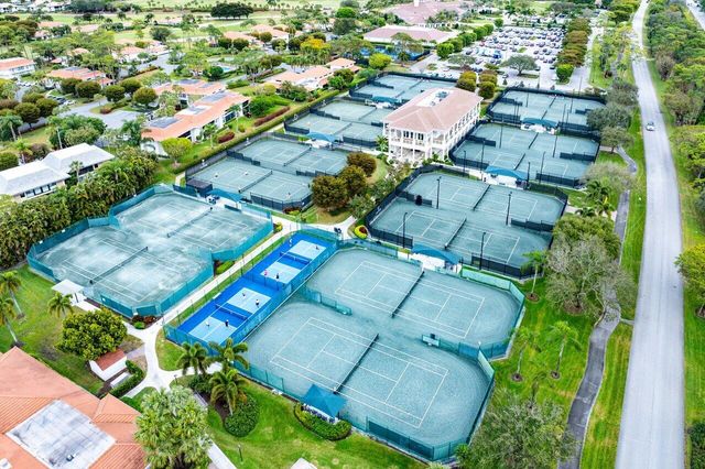 4596 Sanderling Circle W, Boynton Beach, FL 33436