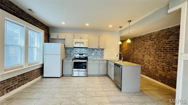 3683 Montana Street, St Louis, MO 63116