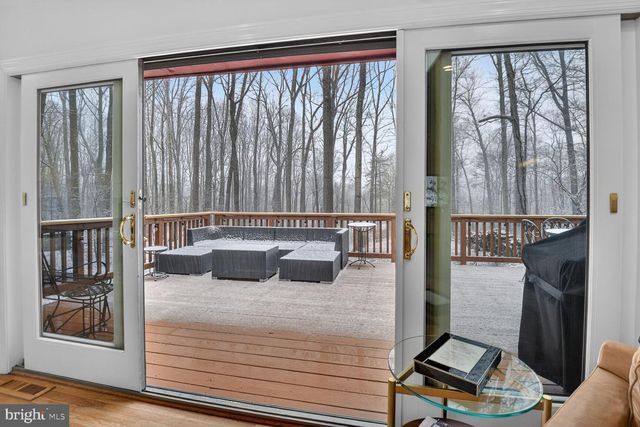 10209 LLOYD RD, Potomac, MD 20854