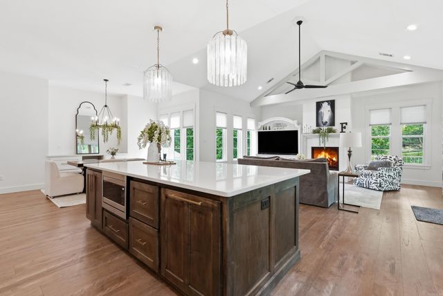 64 Moseley Lane, Conway, AR 72032