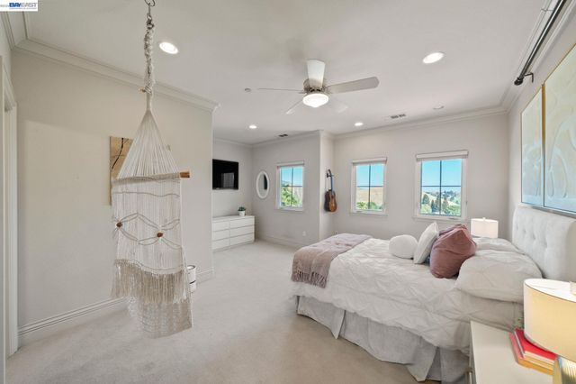 27 Eagle Ridge Ln, Danville, CA 94506