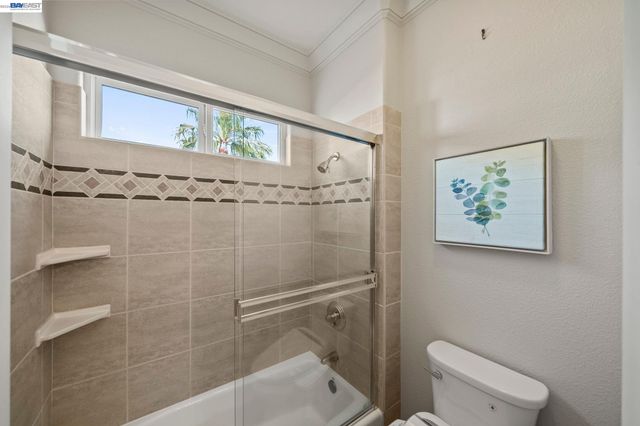 27 Eagle Ridge Ln, Danville, CA 94506