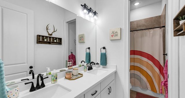 184 Randi Road, Bellville, TX 77418