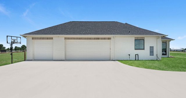 184 Randi Road, Bellville, TX 77418