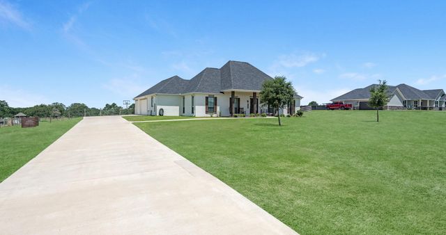 184 Randi Road, Bellville, TX 77418