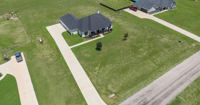 184 Randi Road, Bellville, TX 77418