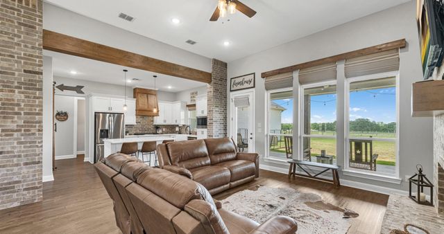 184 Randi Road, Bellville, TX 77418