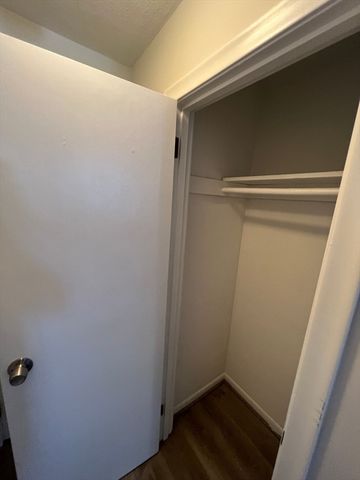 206 High St 1, Waltham, MA 02453