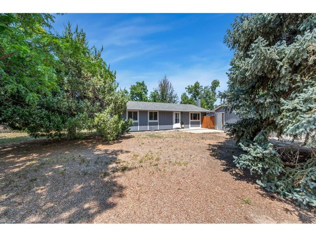 954 Martin Rd, Longmont, CO 80504
