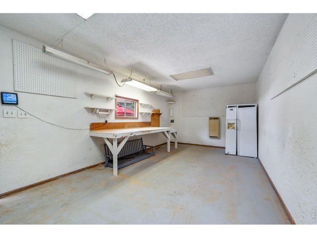 954 Martin Rd, Longmont, CO 80504
