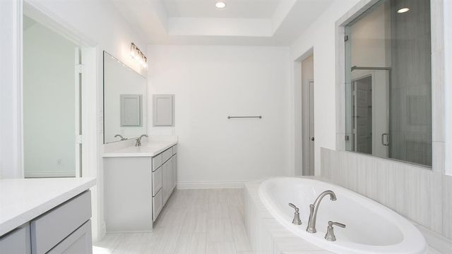 13610 Thunder Stone Ln, Pearland, TX 77584