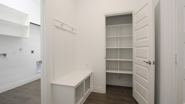 13610 Thunder Stone Ln, Pearland, TX 77584