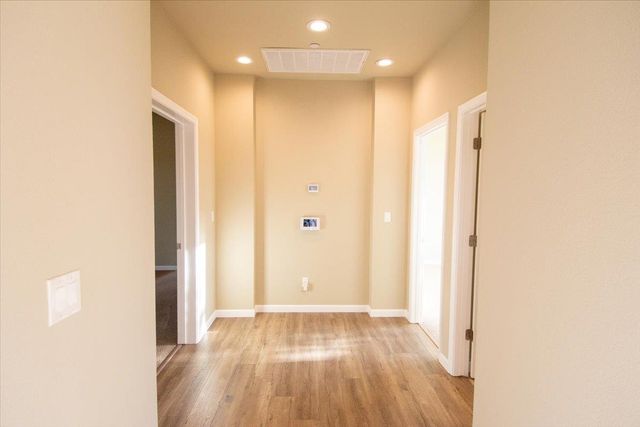 2043 Thomas Dr, Jackson, CA 95642