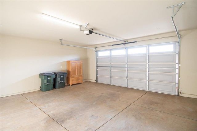 2043 Thomas Dr, Jackson, CA 95642