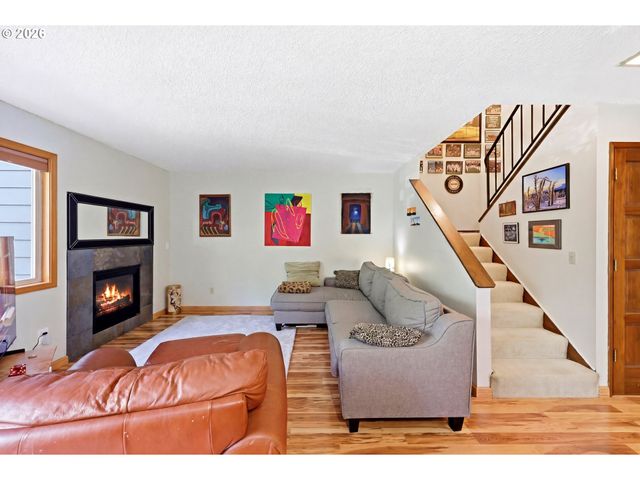 14625 Sw 106TH Ave, Tigard, OR 97224