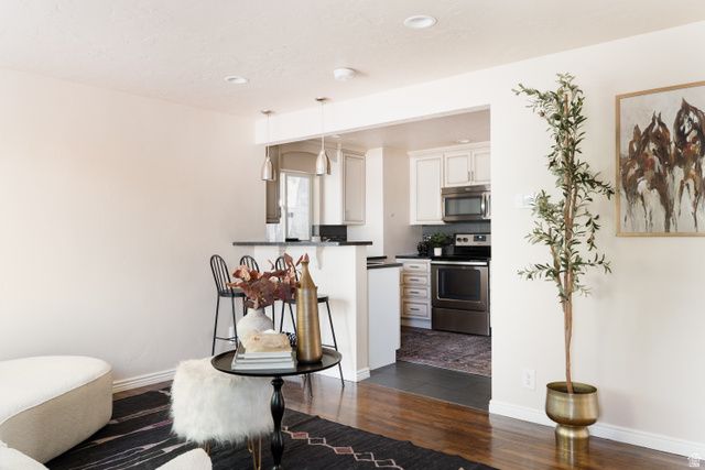1206 E CHARLTON AVE, Salt Lake City, UT 84106