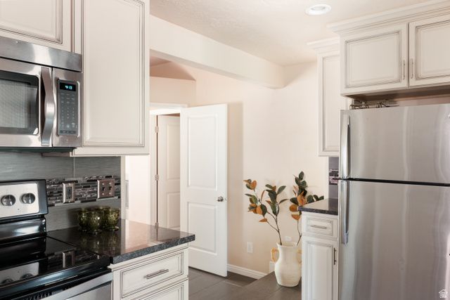 1206 E CHARLTON AVE, Salt Lake City, UT 84106