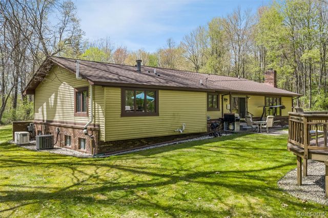 9730 Gibbs Road, Springfield Charter Township, MI 48348