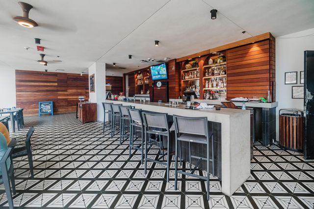 398 NE 5TH Street 1515, Miami, FL 33132