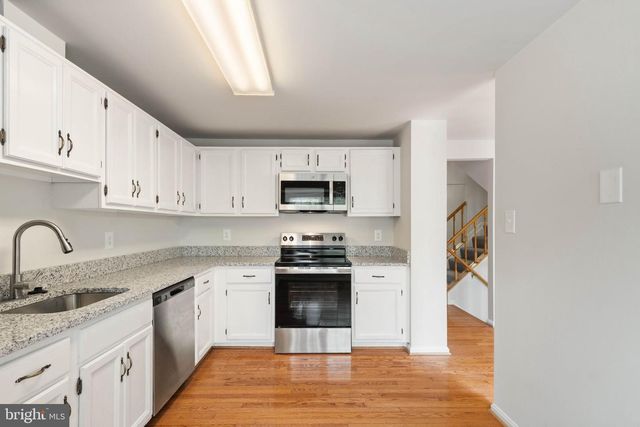 6631 ROCKLEIGH WAY, Alexandria, VA 22315