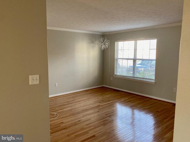 142 SURREY CLUB LN, Stephens City, VA 22655